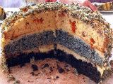Картинка  Трехслойный торт с заварным кремом